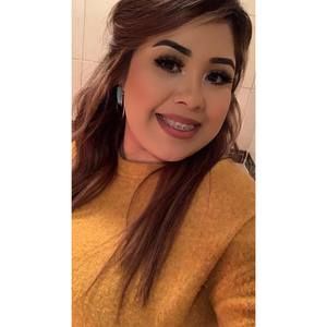 Meet your Posher, Selena